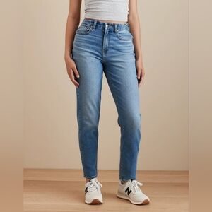 American Eagle Stretch Mom Jeans Size 14 Long